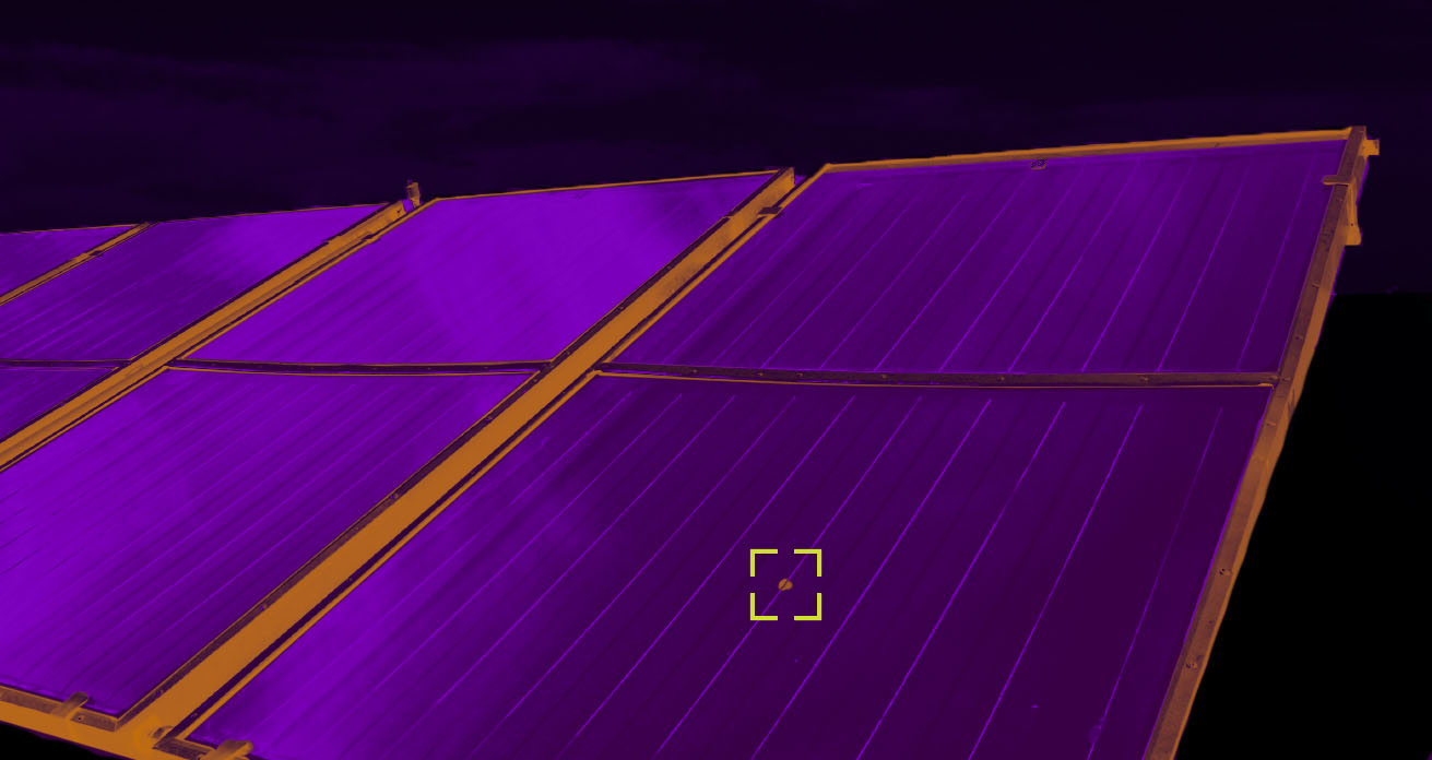 cámara-termica-detecta-punto-calor-panel-solar