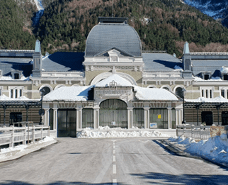 hotel estación de canfranc